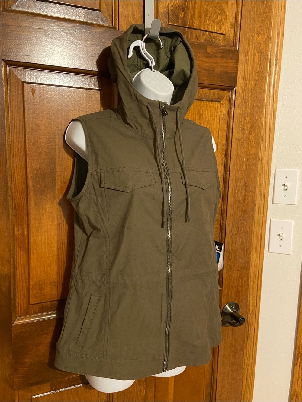 Kuhl Stryka Utility layer durable lightweight outdoor green vest Size Medium